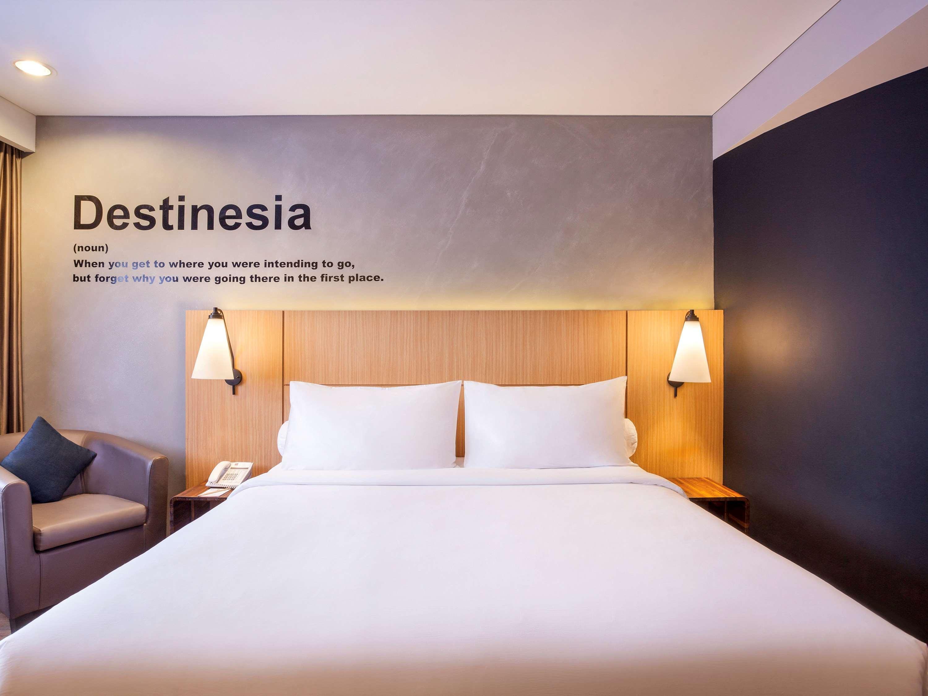 Ibis Pontianak City Center Екстериор снимка
